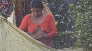 Suhana Bengali Bhabhi Bathing Sex Tape