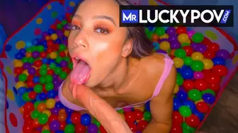 Bubbly round Butt Babe in Ball Pit