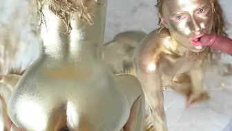 Paints Herself and Fucks a Dick - Deepthroat and Doggystyle Fuck