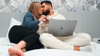 Perfect bitch seduces a virgin dude on first date - Sperm in cunt