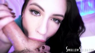 SWEET BABES GIVE SELF PERSPECTIVE BLOWJOBS AT THE SWALLOW SALON - SET OF