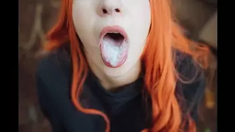 Attractive teenie having sex in a outdoor park public